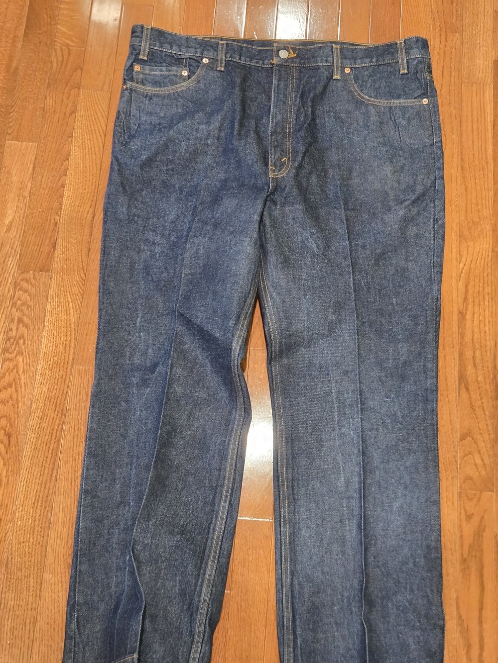 Vintage Men's Levi's New Without Tags Dark Blue Denim Jeans Made In The USA.
